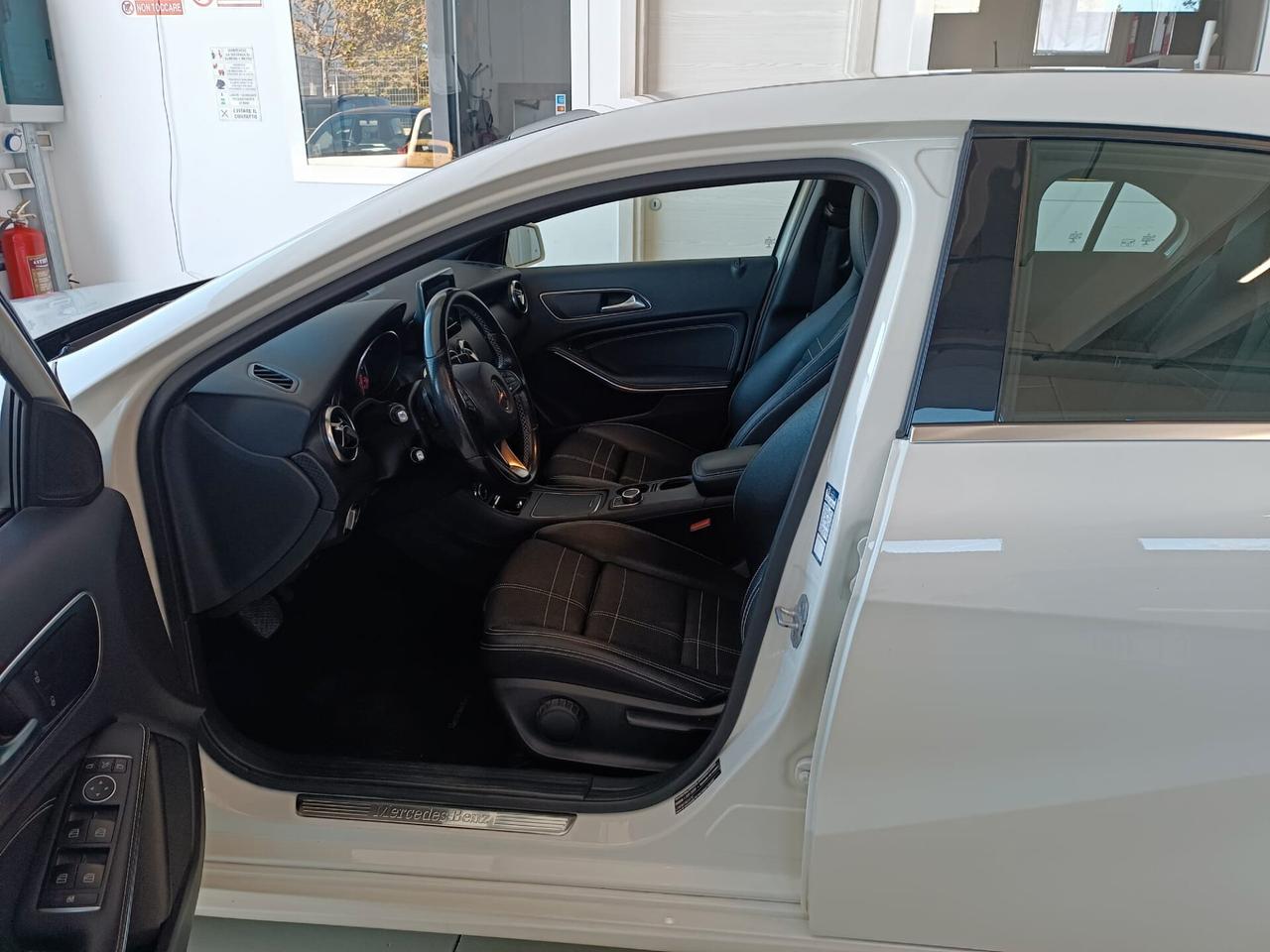 Mercedes-benz A 180 d Automatic Premium