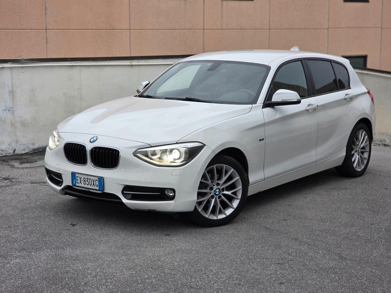 Bmw 120 120d 5p. Sport
