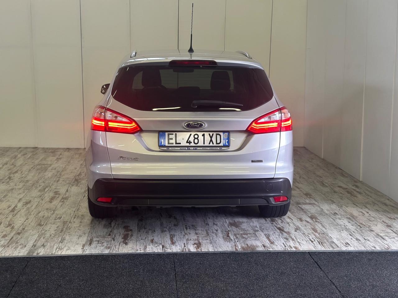 Ford Focus 1.0 Benzina Titanium