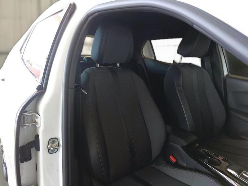 PEUGEOT 2008 BLUEHDI 130 EAT8 ALLURE PACK S/S AUTO CROSSOVER