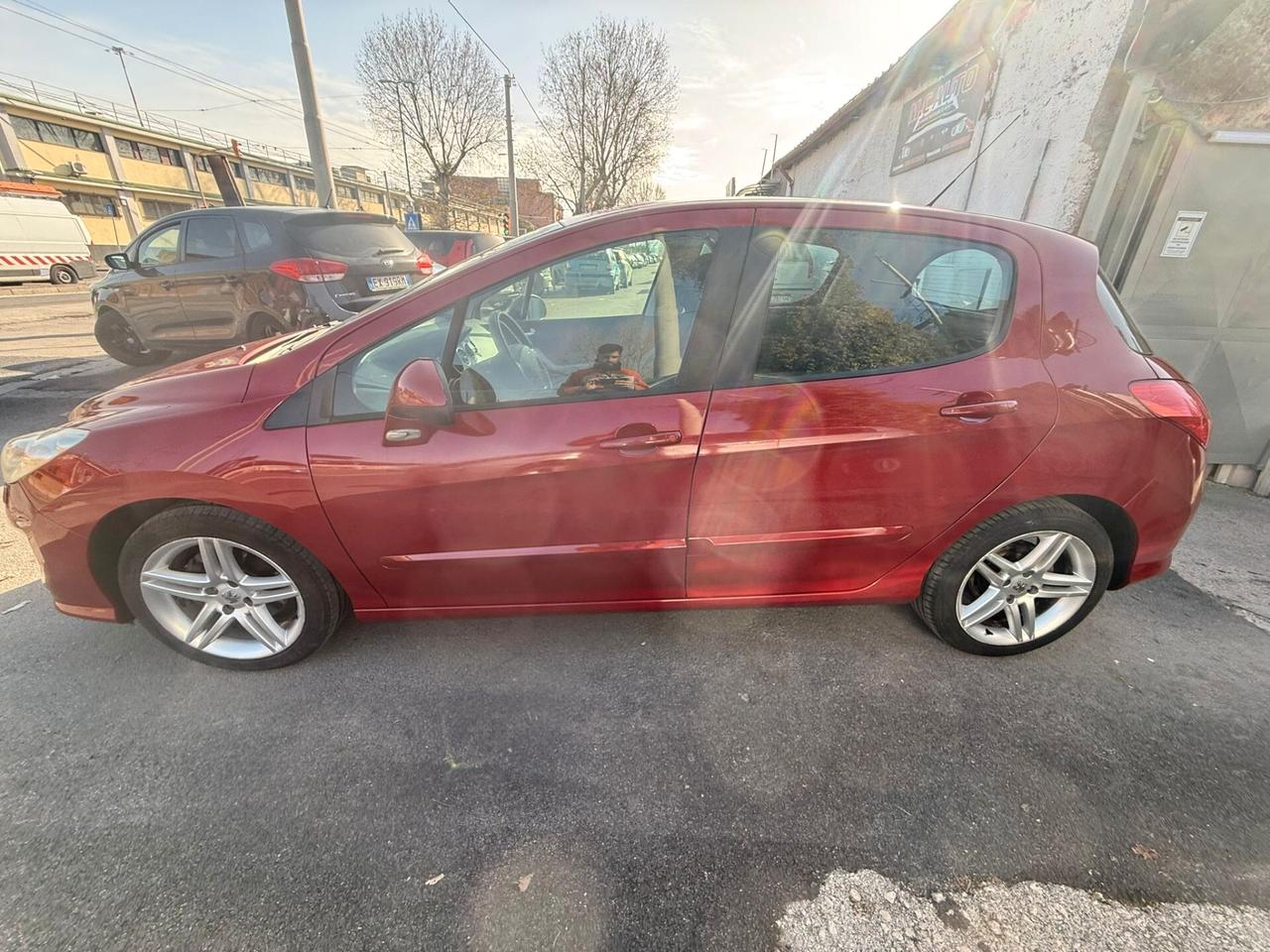 Peugeot 308 1.6 8V HDi 112CV 5p. Business