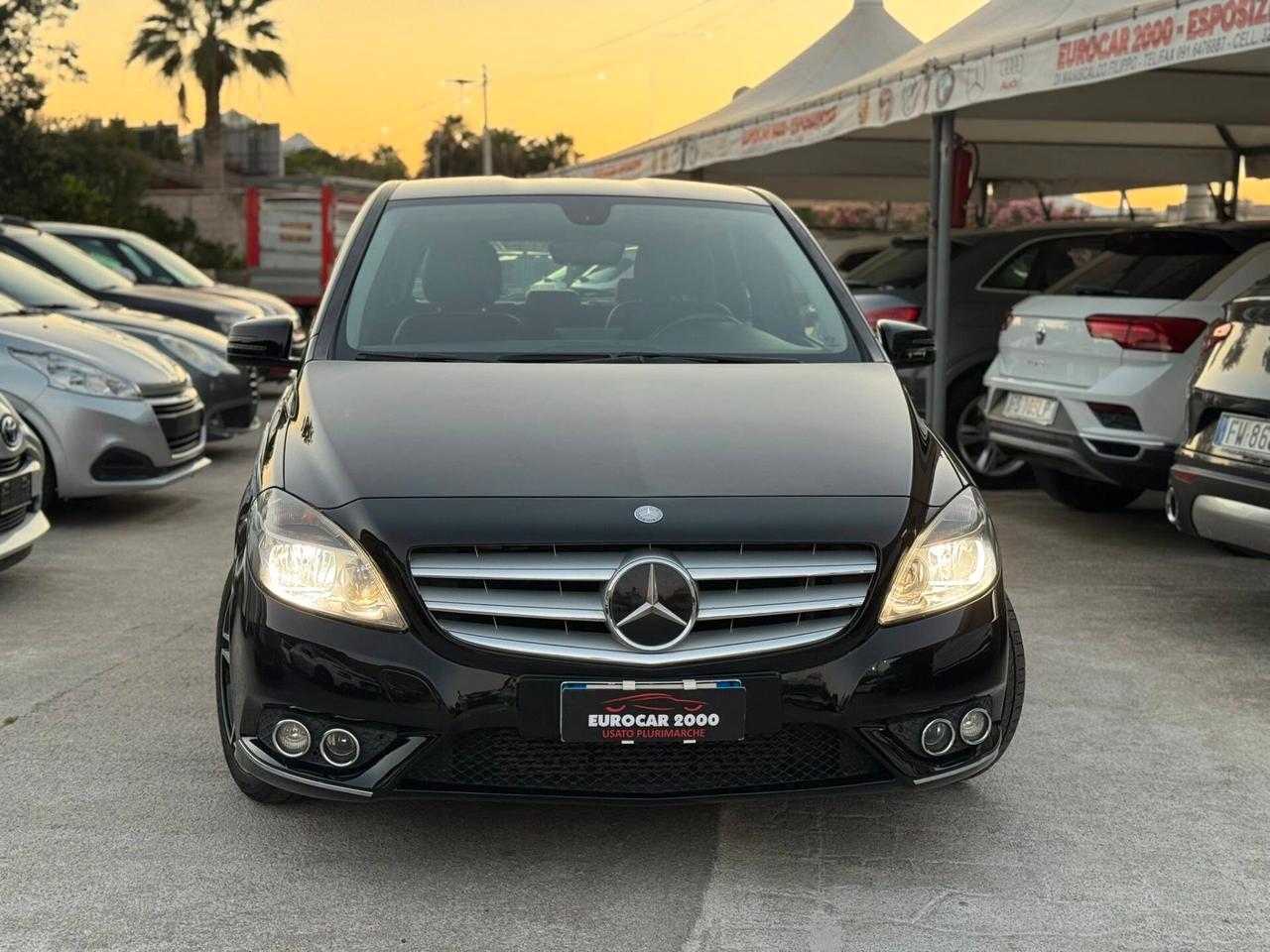 MERCEDES B180d SPORT