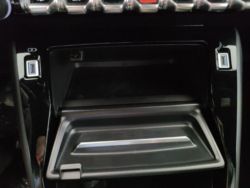 Peugeot 2008 2008 Hybrid 145 e-DCS6 Allure