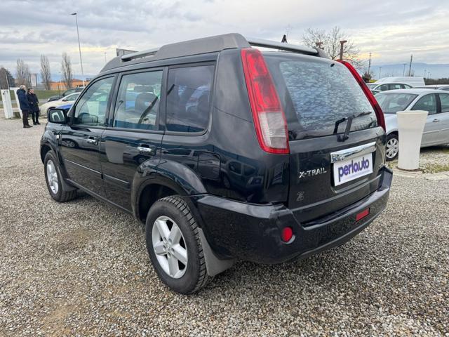 NISSAN X-Trail 2.2 dCi Elegance