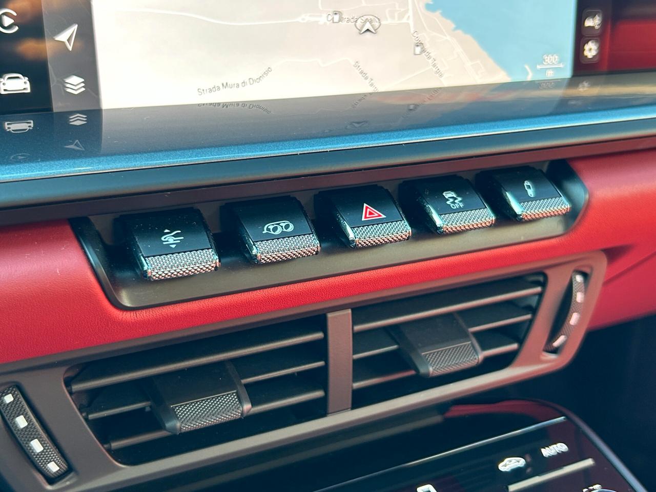 Porsche 992.2 911 Cabrio 3.6 Carrera 4 GTS auto 541 CV