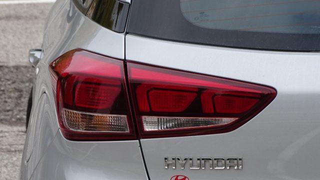 HYUNDAI i20 Coupé 1.2 84 cv, 3p, "Sport", Garanzia...