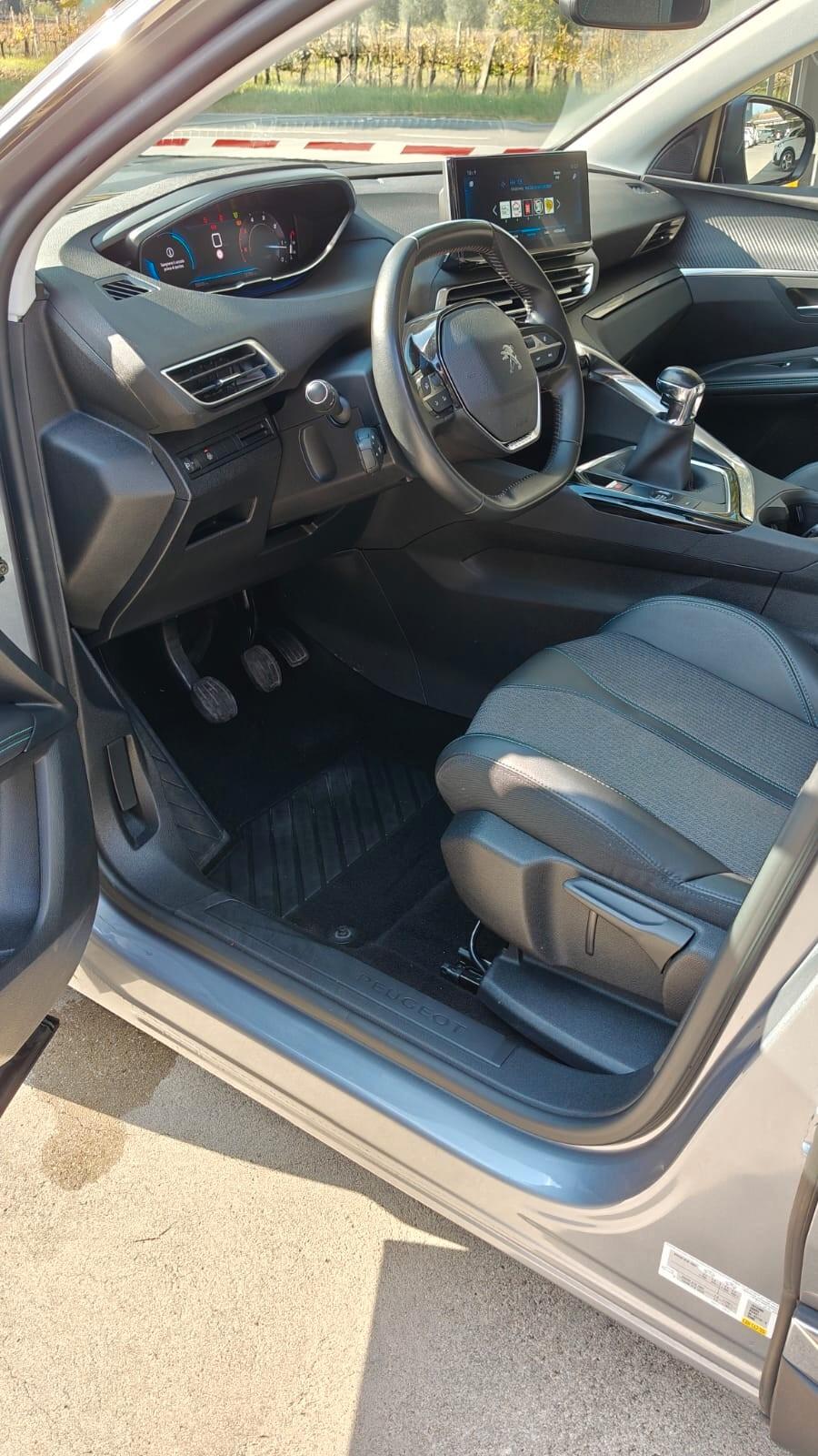 Peugeot 3008 BlueHDi 130 S&S Allure Pack