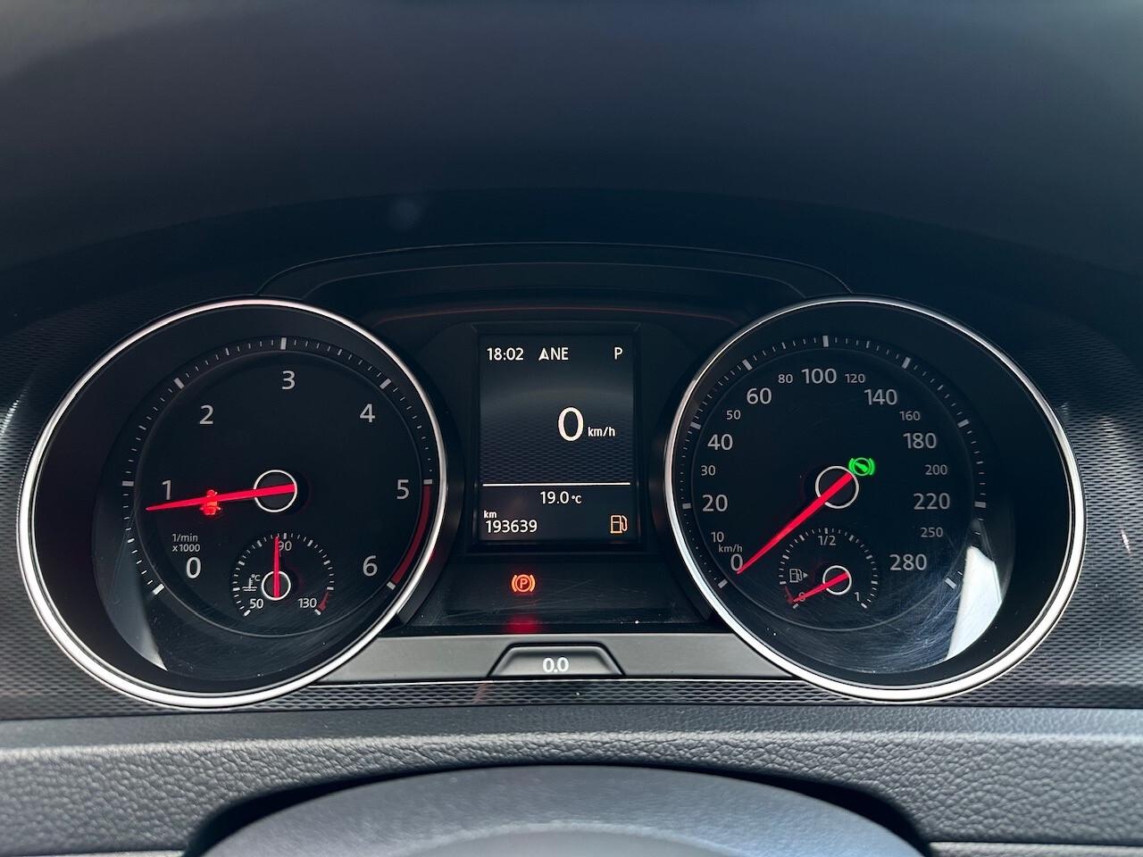 Volkswagen Golf GTD 2.0 TDI DSG 185cv