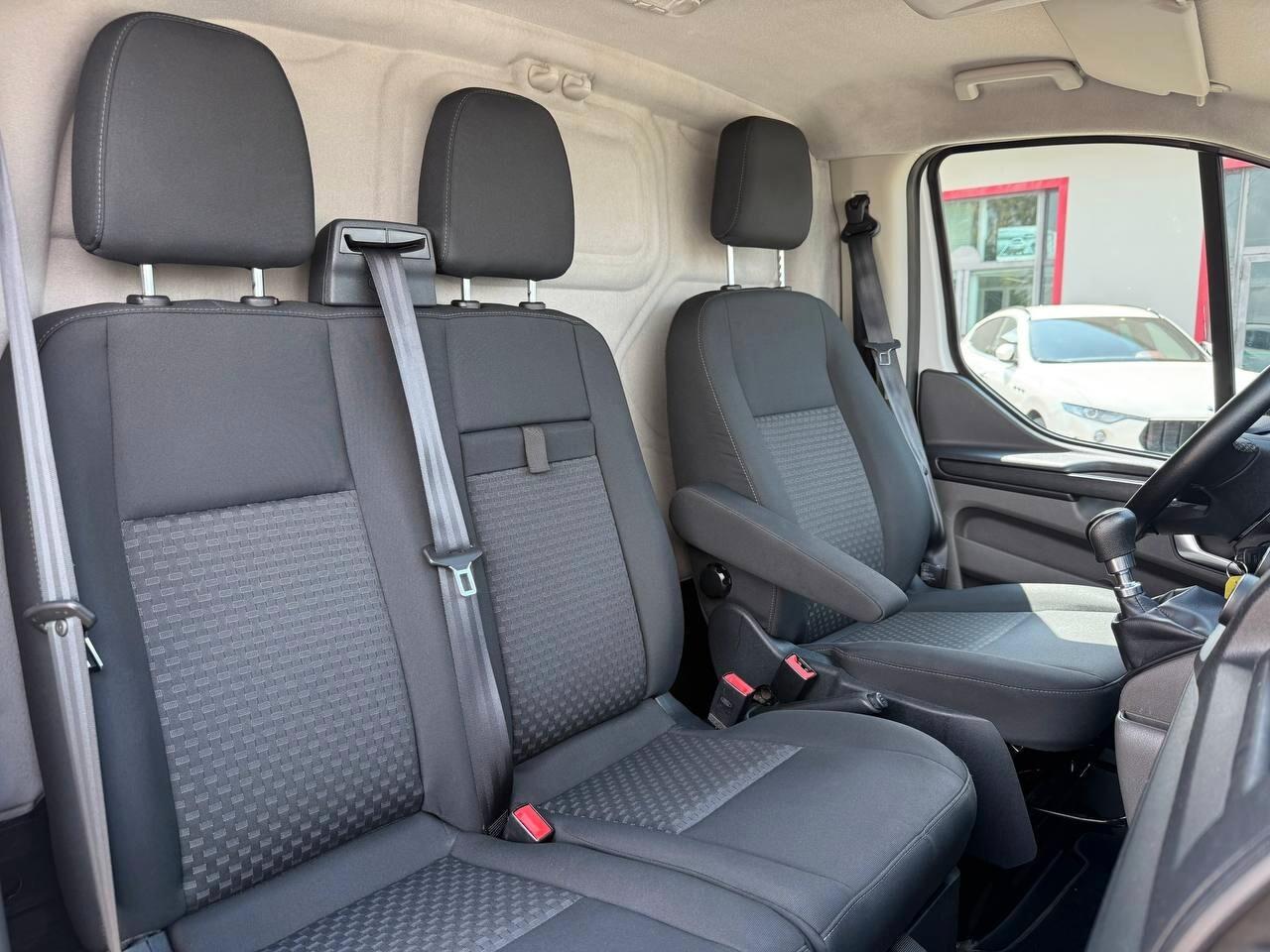 FORD TRANSIT CUSTOM 280 L1H2 Trend 2.0 TDCi MHEV