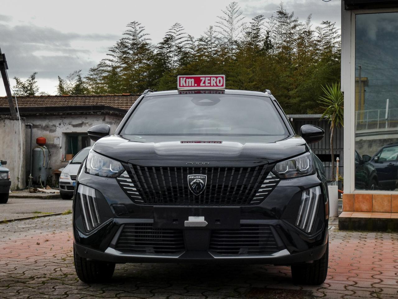 Peugeot 2008 PureTech 100 S&S Allure - KM 0
