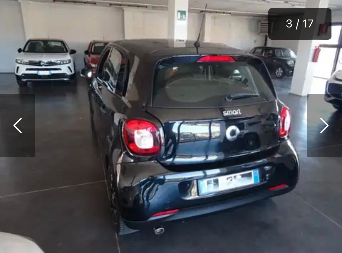 SMART FORFOUR 1000 BENZINA AUTOMATICA KM CERTIFICATI UNICO PROPRIETARIO 2016