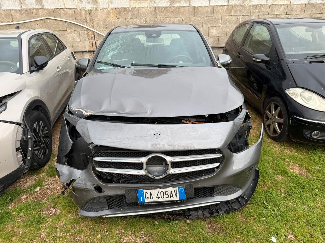 Mercedes-benz B 180 - 2019