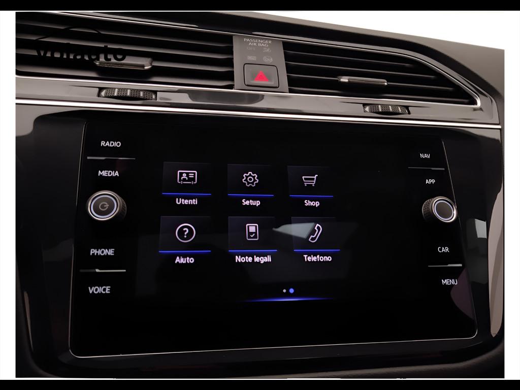 VOLKSWAGEN Tiguan II 2021 - Tiguan 2.0 tsi R-Line 4motion 190cv dsg