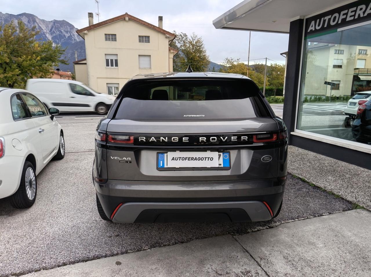 Land Rover Range Velar 2.0D I4 240 CV SE