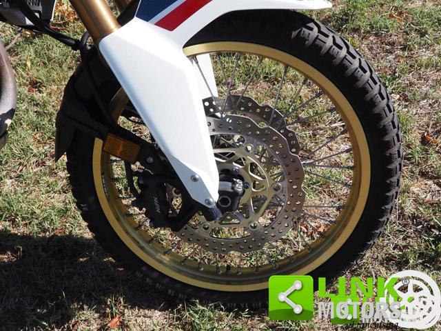 HONDA Africa Twin CRF 1000 L TRICOLOUR TRAVEL EDITION
