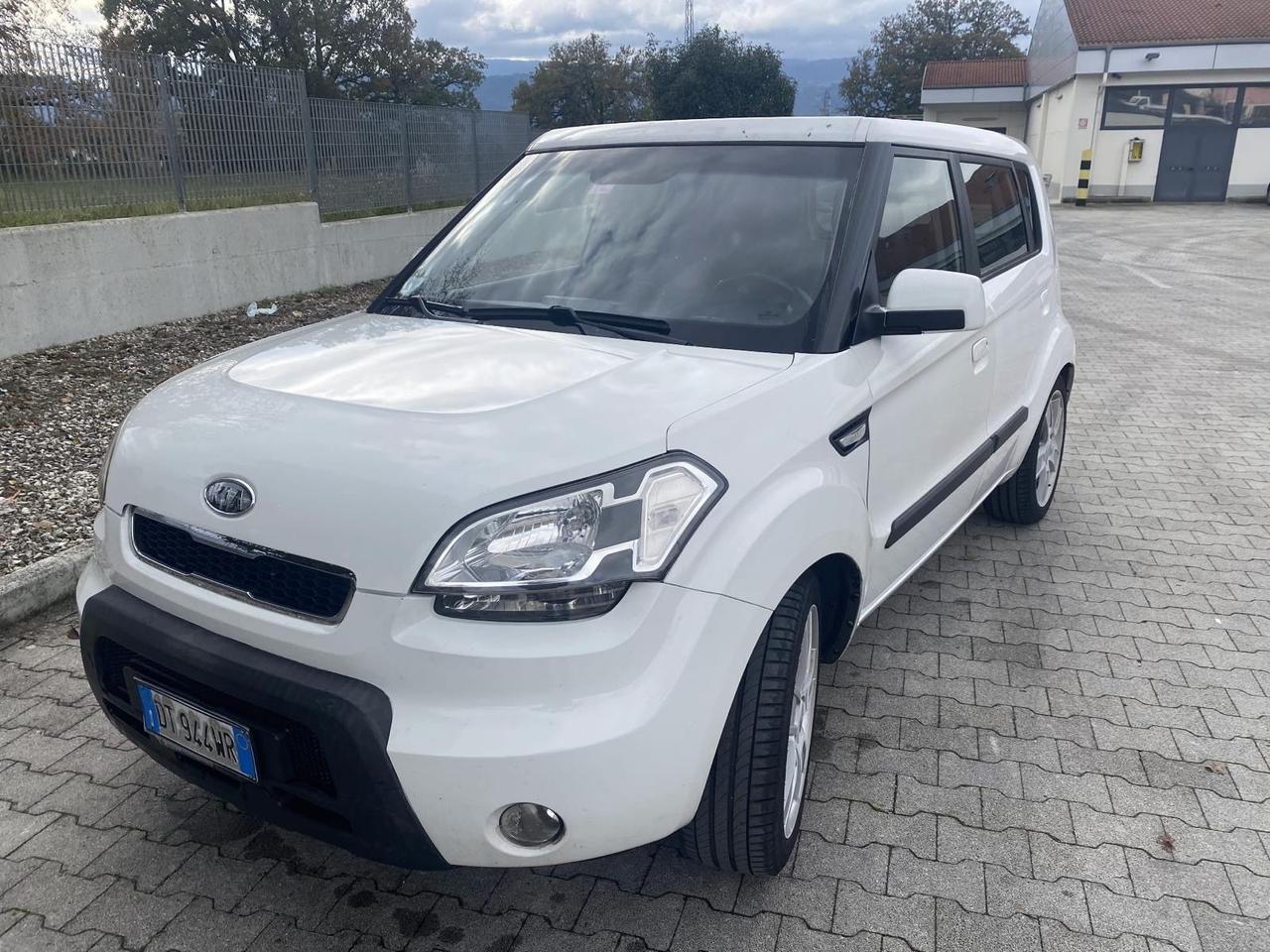 Kia Soul 1.6 CVVT Active Bi-Fuel