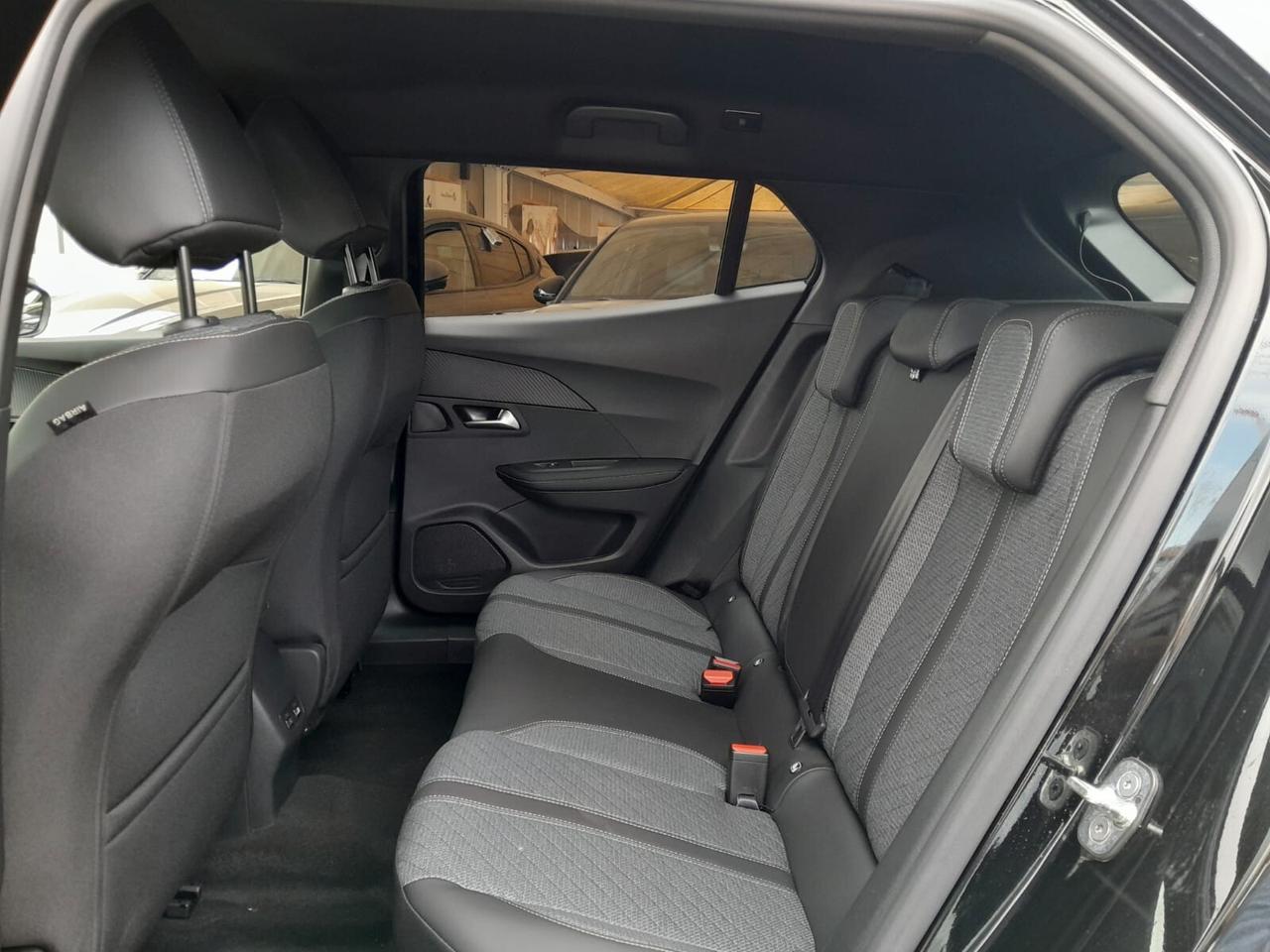 PROMO Peugeot 2008 PureTech 100 S&S Allure