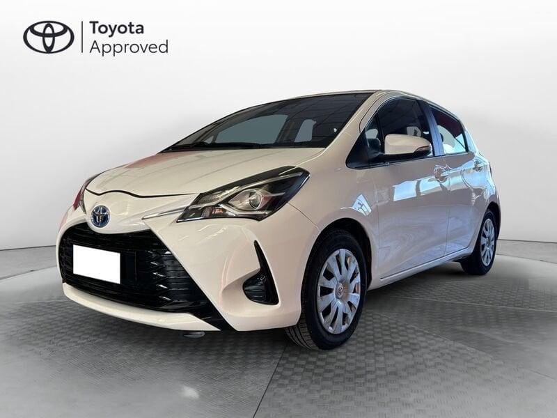 Toyota Yaris 1.5 Hybrid 5 porte Cool NEOPATENTATI