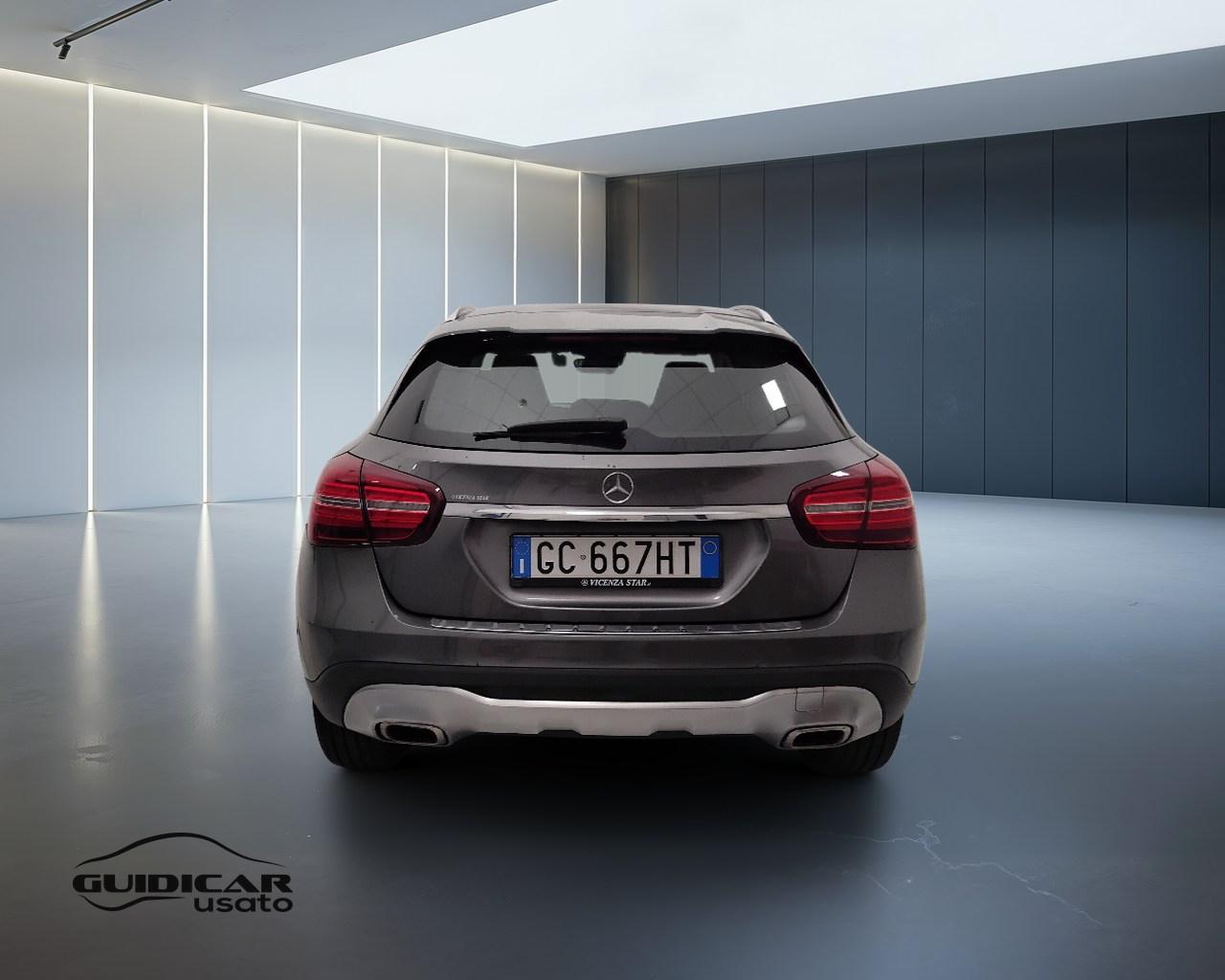 Mercedes-Benz GLA-X156 2017 - GLA 200 Sport auto