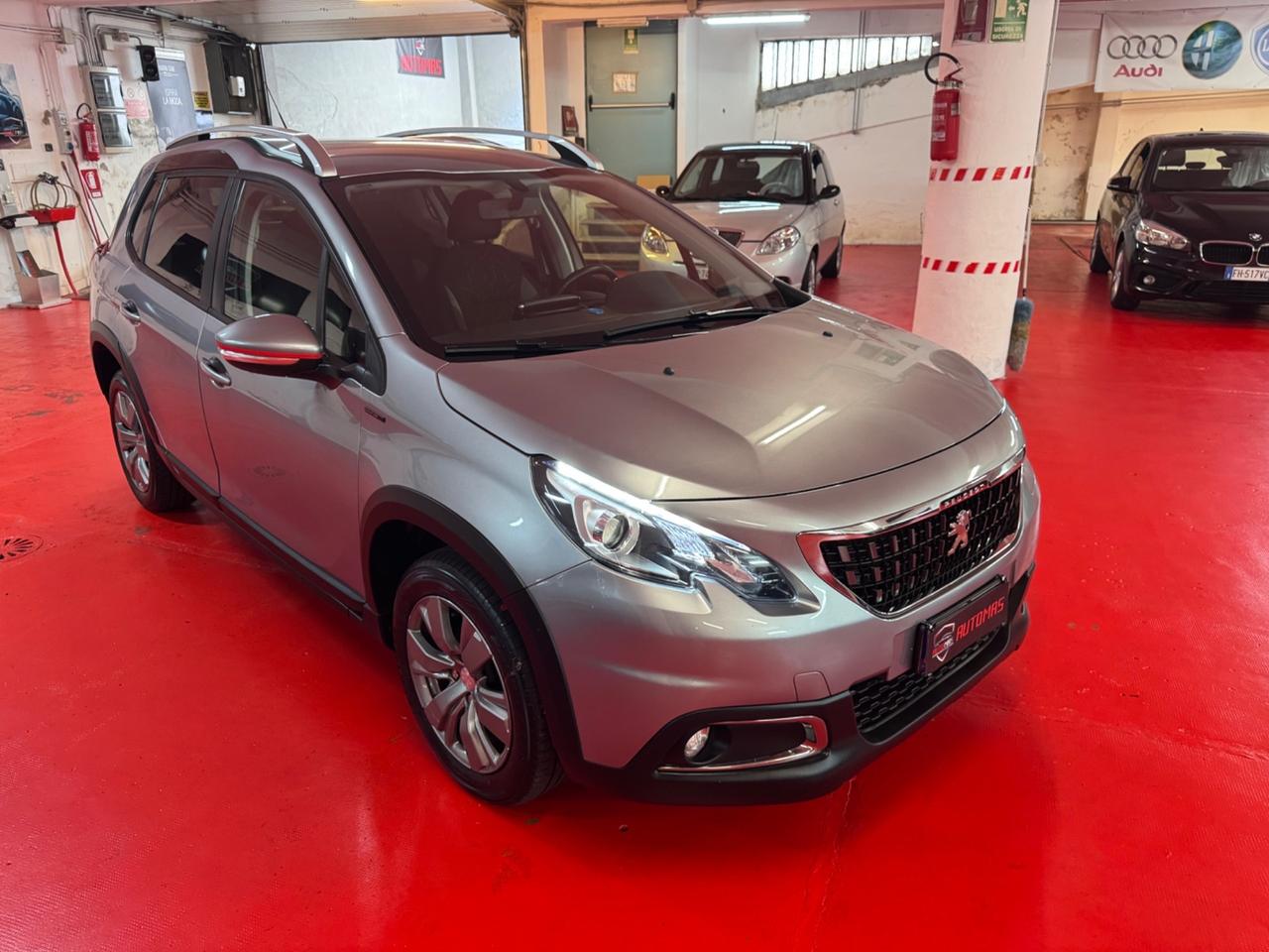 Peugeot 2008 BlueHDi 100 S&S Signature