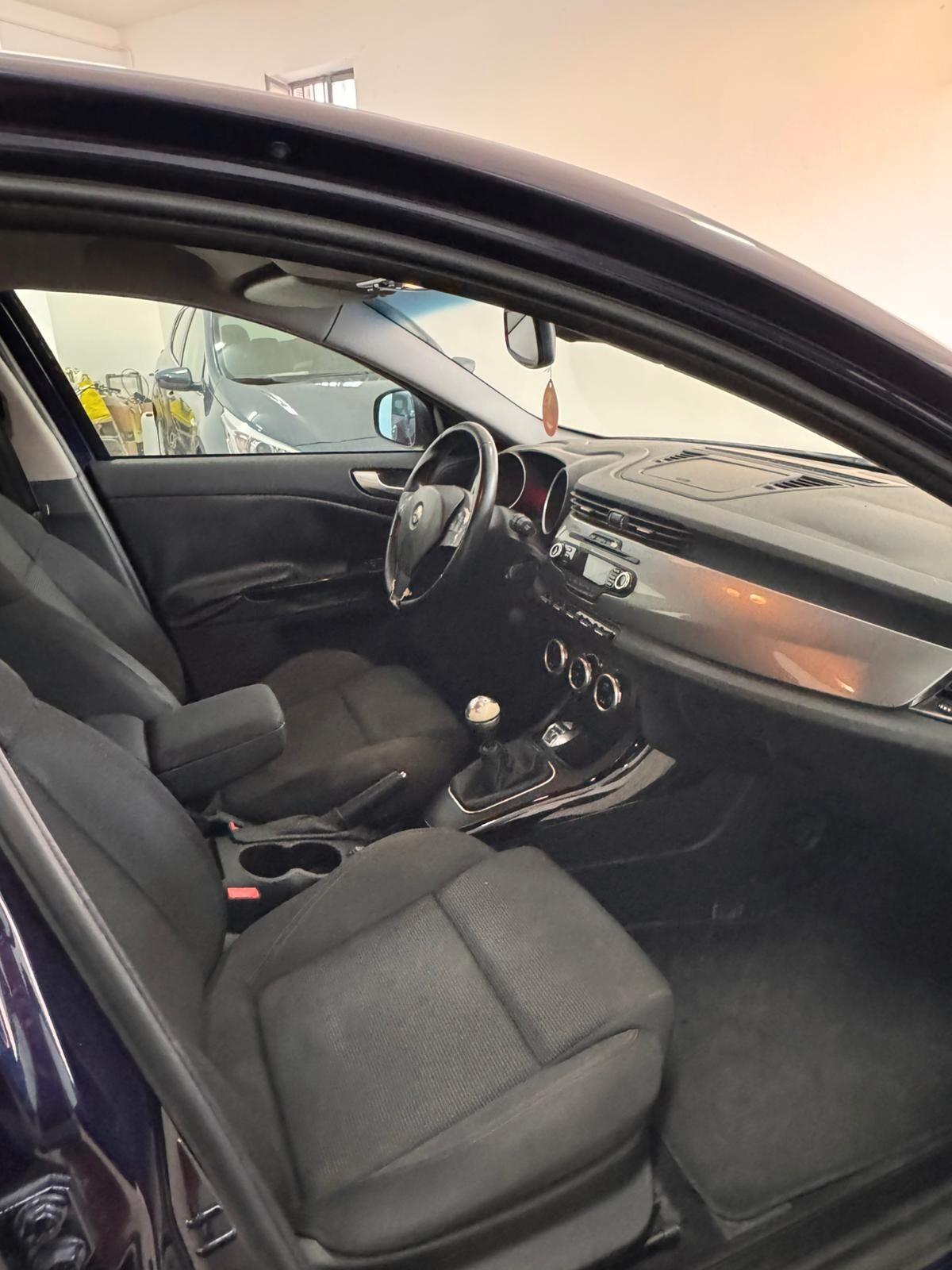 Alfa Romeo Giulietta 1.4 Turbo MultiAir Distinctive