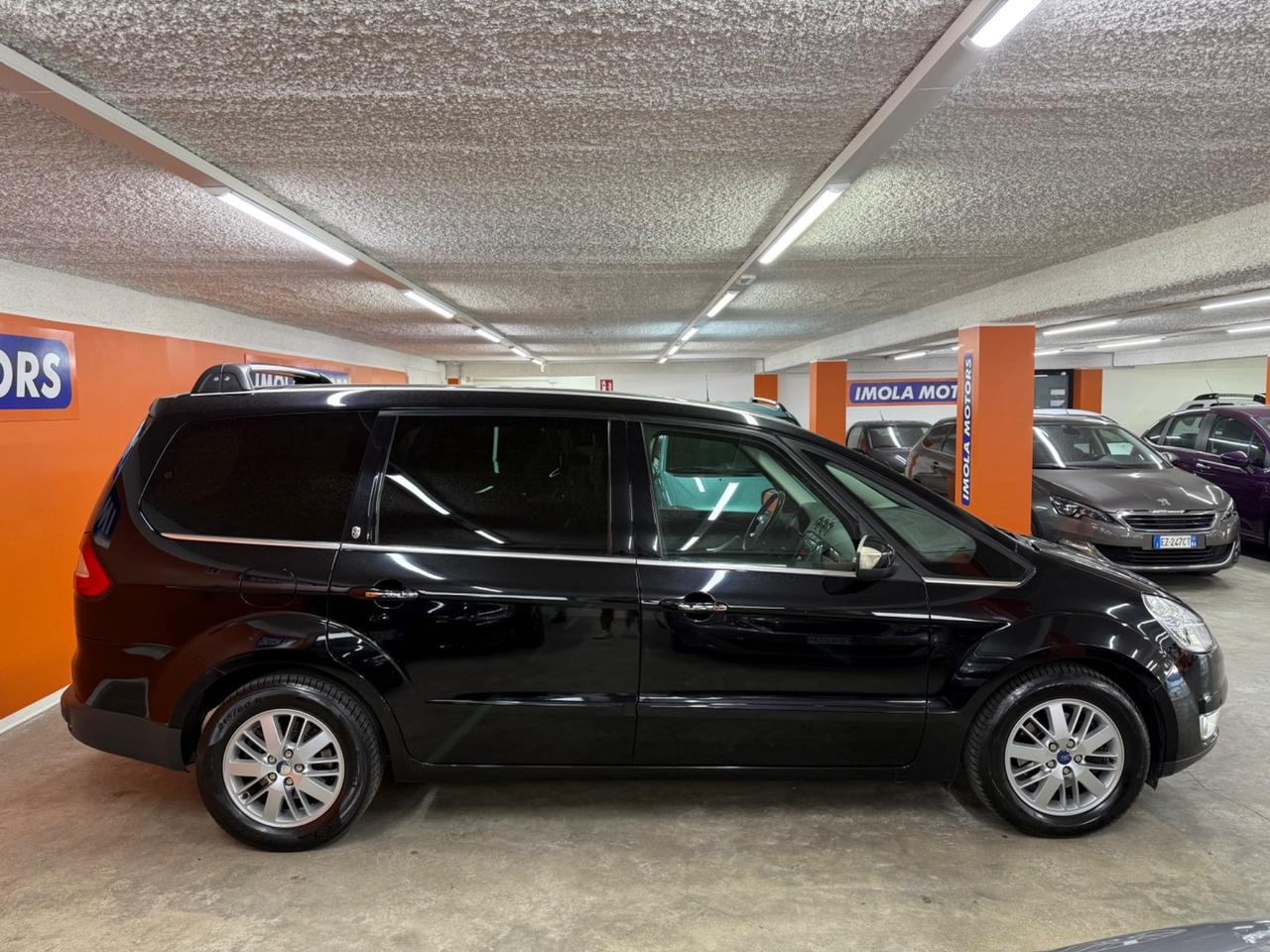 Ford Galaxy 2.0 da 140 CV - Gancio Traino Estraibile 7 posti