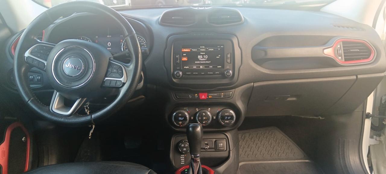 Jeep Renegade 2.0 Mjt 170CV 4WD Active Drive Low Trailhawk