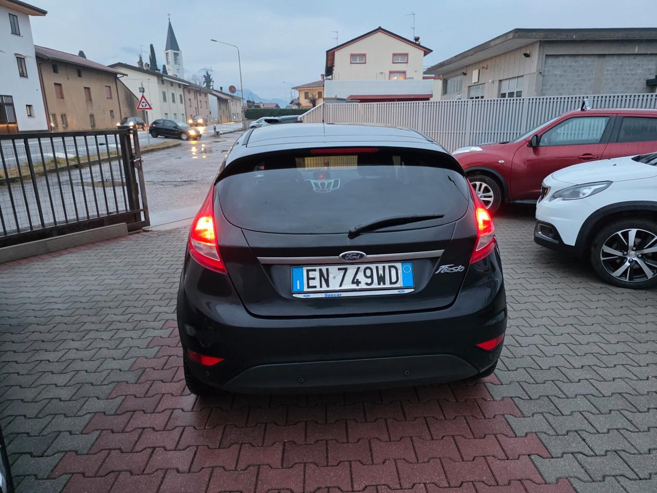 Ford Fiesta 1.2B unico proprietario garantita 12M