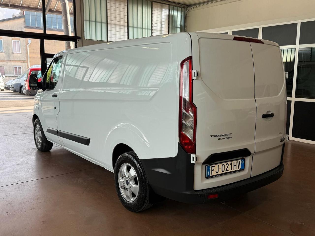 Ford Transit custom L2 H1 PASSO LUNGO 2.0 TDCI