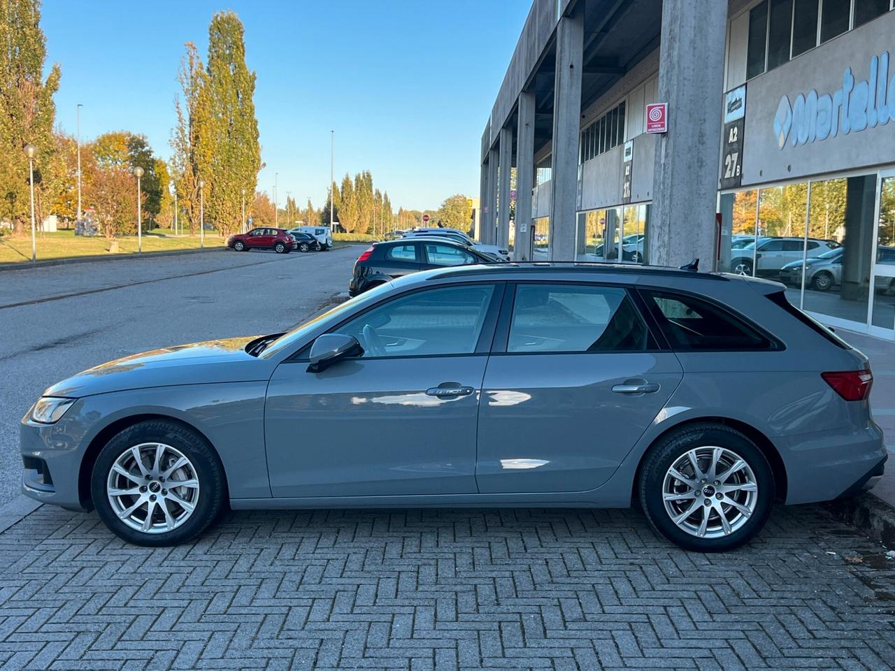 Audi A4 Avant 40 TDI quattro S tronic Business