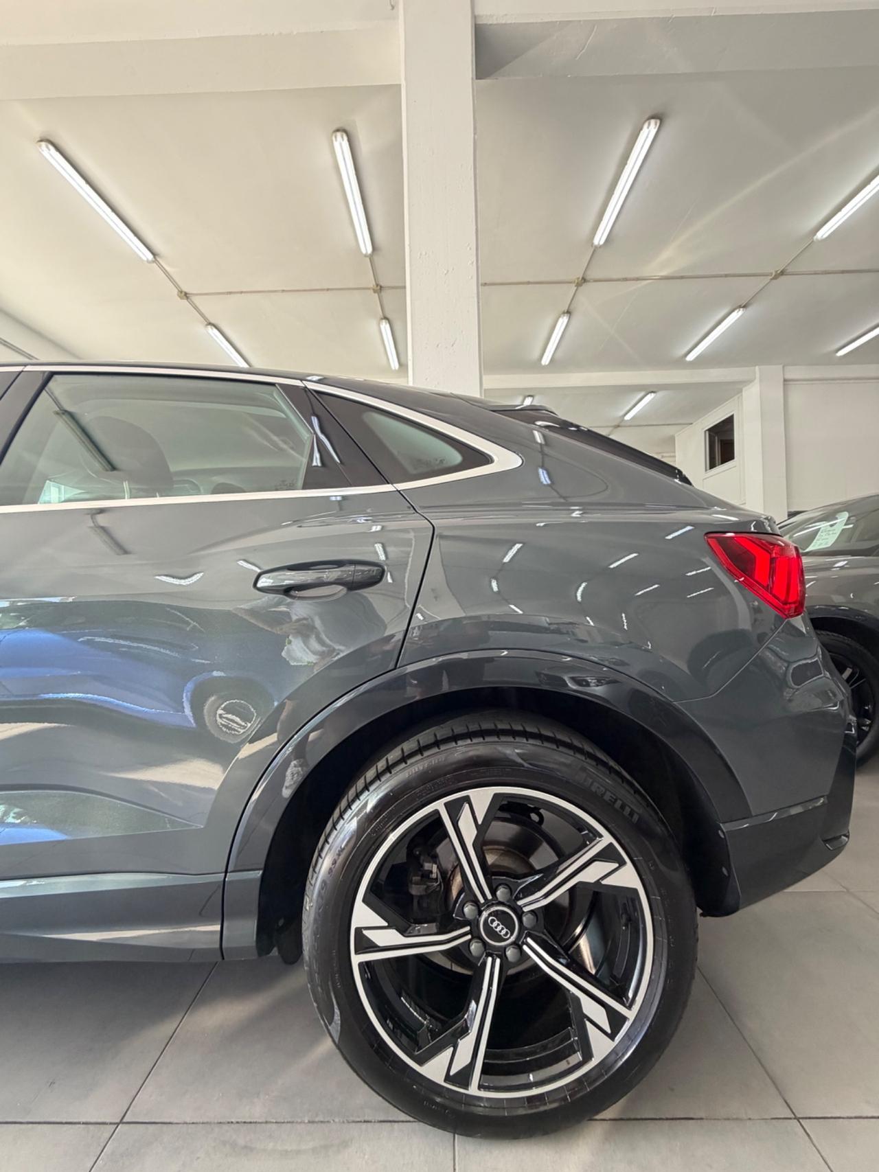 Audi Q3 2.0 150 cv SPORTBACK S line FINANZIABILE