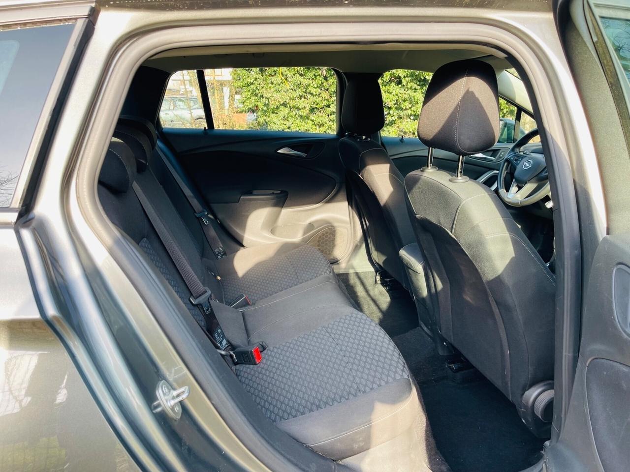 Opel Astra 2019 - DIESEL 1.6 EURO 6d OK PERMUTE