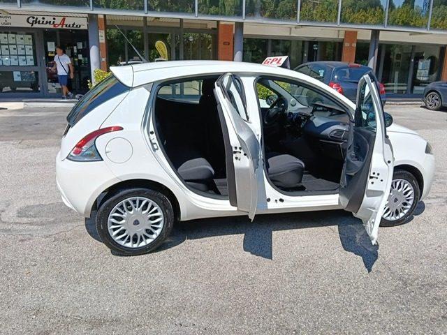 LANCIA Ypsilon 1.2 69 CV 5 P: GPL Ecochic Silver*uniproprietario*