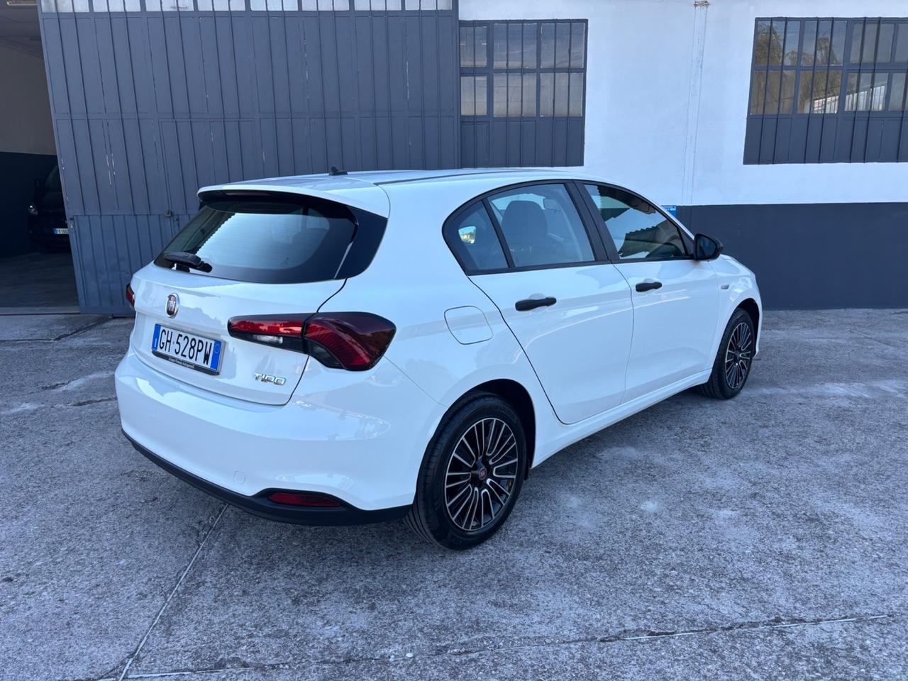 Fiat Tipo 1.3 Mjt. Garanzia 12 mesi. Neopatentati