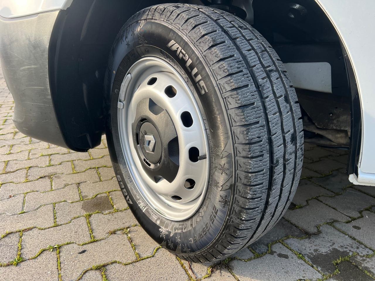 Renault Trafic 2.0 dci 145cv L1H1 85.000km - 2021