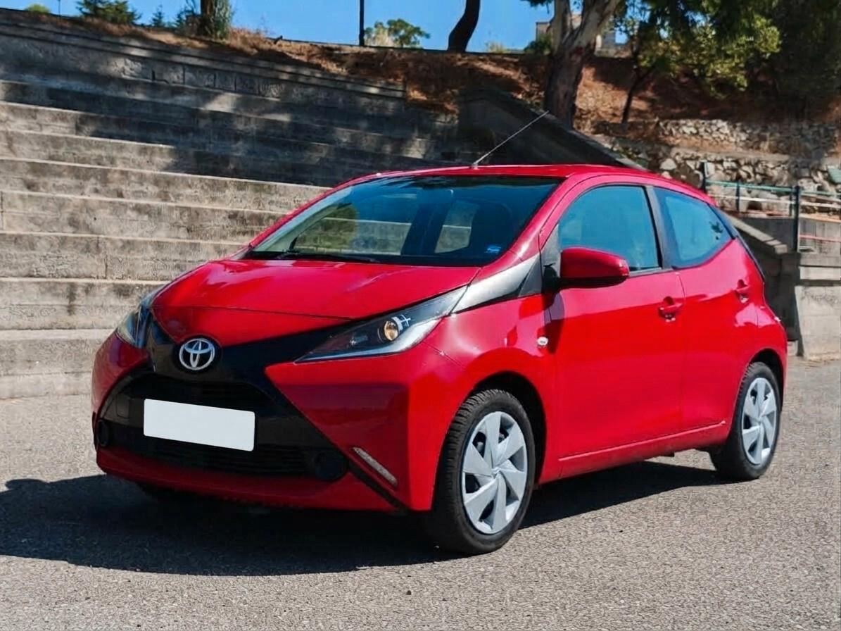 Toyota Aygo X 1.0 VVT-i 72 CV 5 porte Trend Air