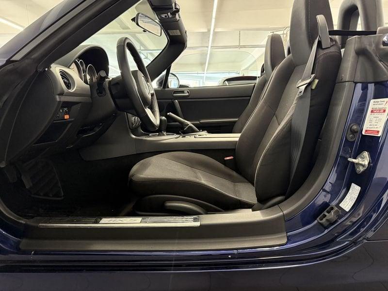 Mazda MX-5 MX-5 Roadster Coupé 1.8L Fire