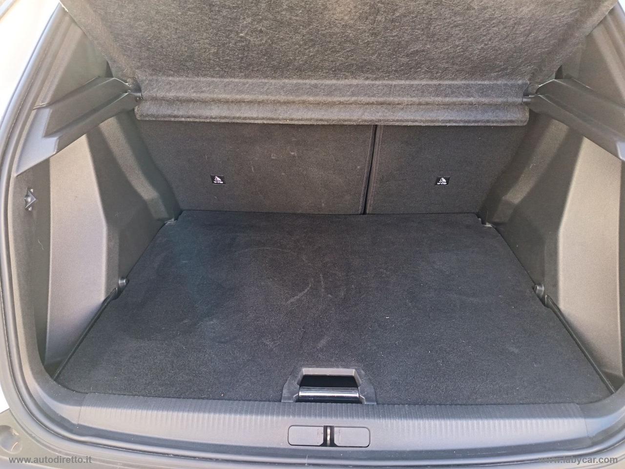 PEUGEOT E-2008 GT PACK