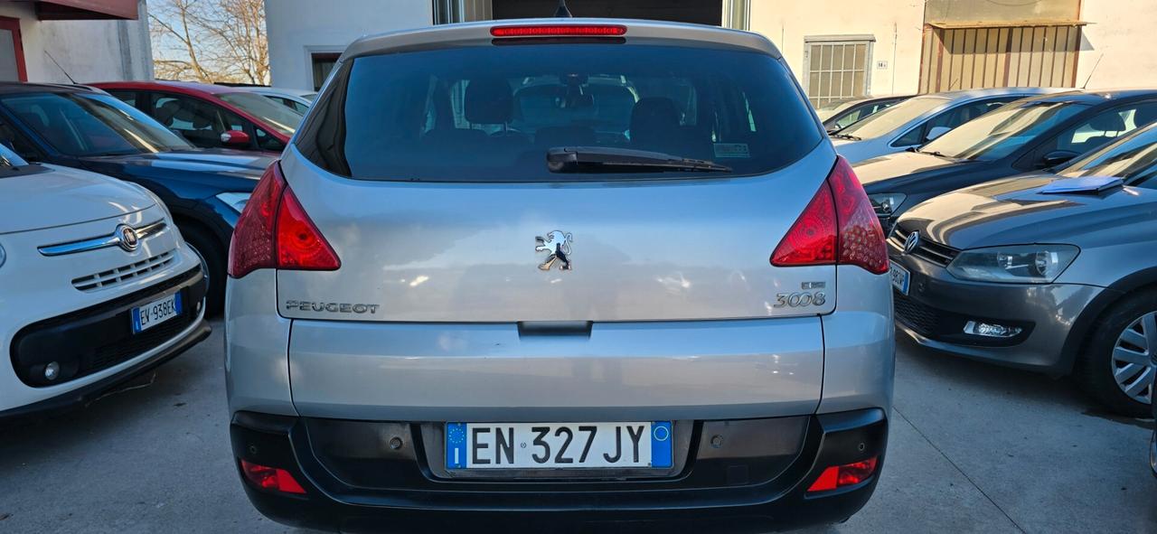 Peugeot 3008 1.6 e-HDi 112CV cambio robotizzato Stop&Start Access
