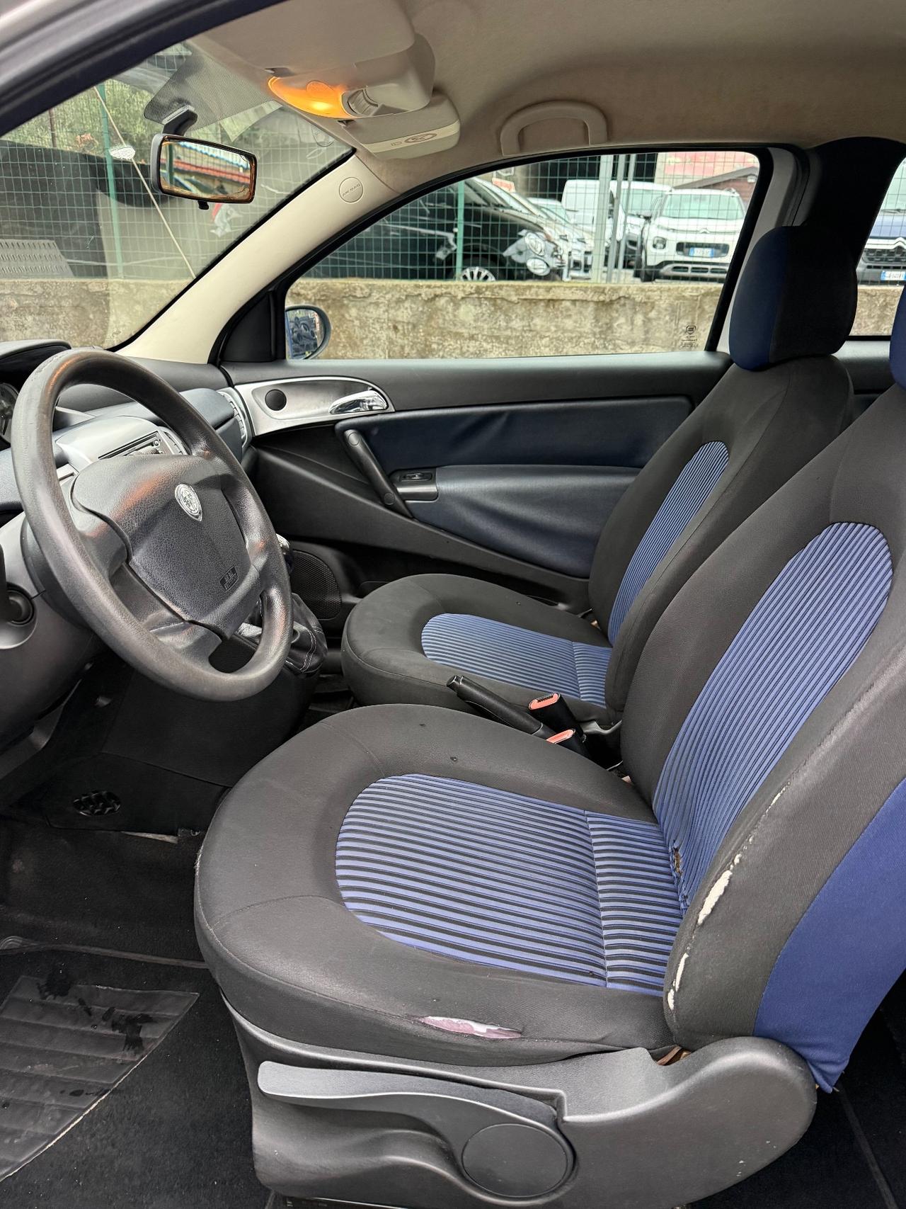 Lancia Ypsilon 1.2 benzina