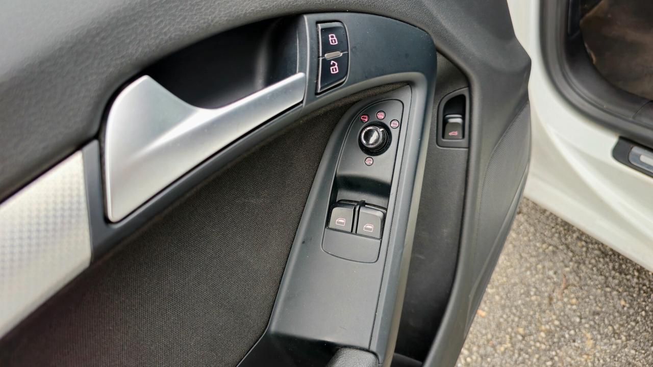 Audi A5 2.7 v6 cambio manuale unico proprietario garantita 12 mesi