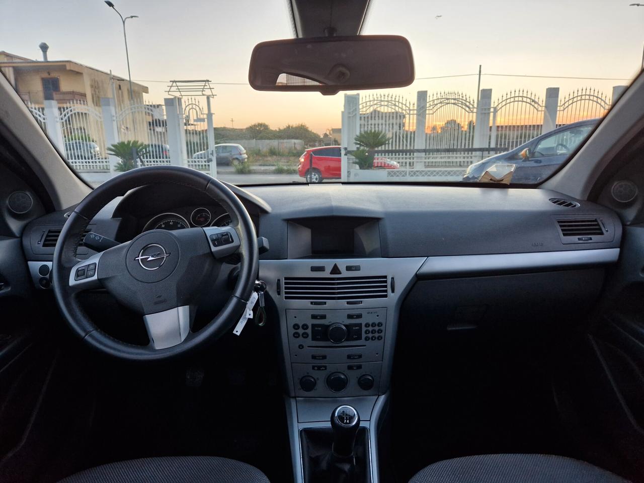 Opel Astra 1.4 16V GPL-TECH 5 porte Enjoy 180000km