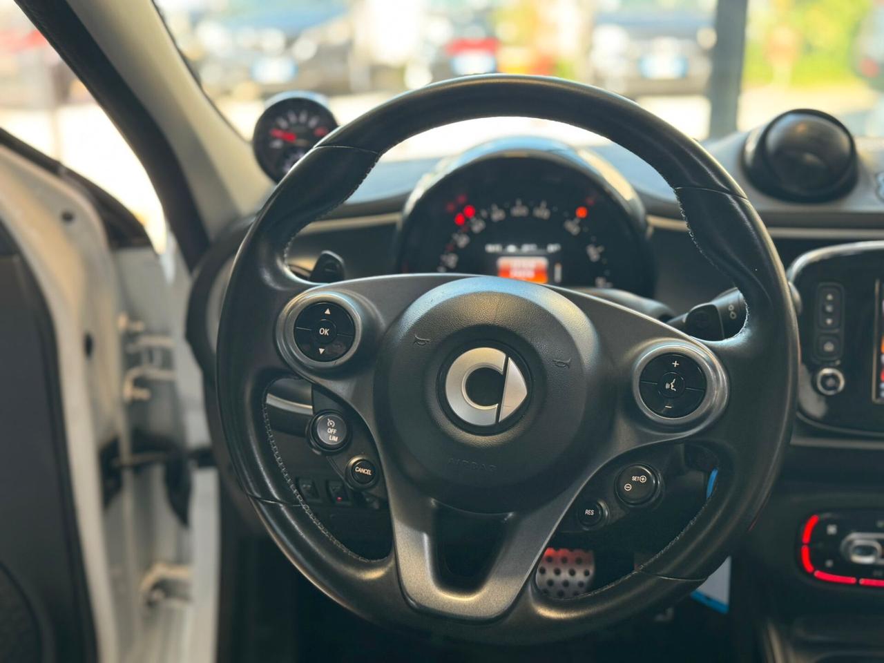 Smart ForTwo BRABUS 0.9 Turbo twinamic cabrio 15th anniversary