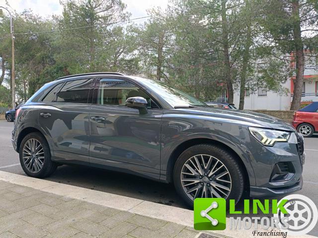 AUDI Q3 35 TDI quattro Business Advanced