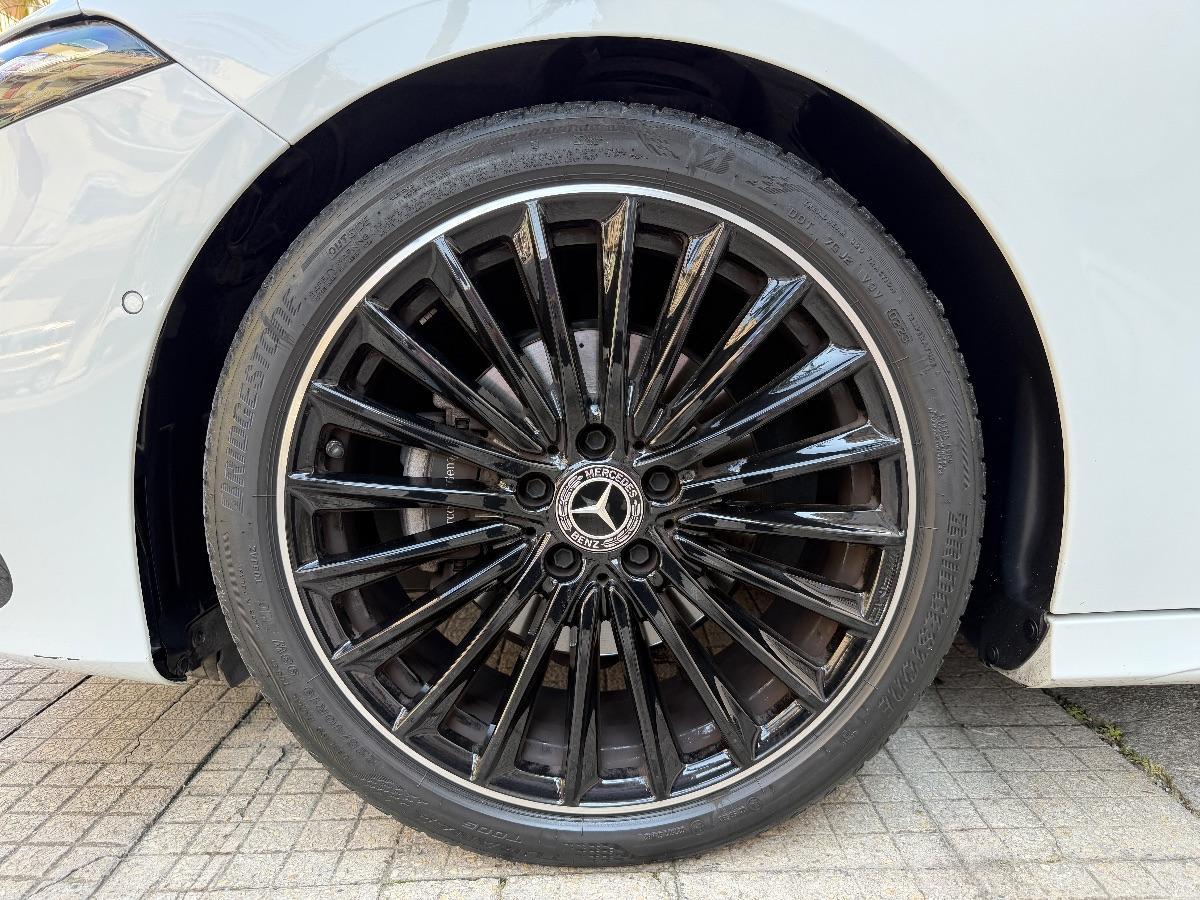 New Mercedes Classe A 180d Premium AMG Night Edition 116CV