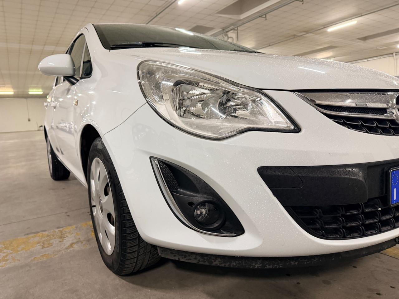 Opel Corsa 1.2 5 porte Elective