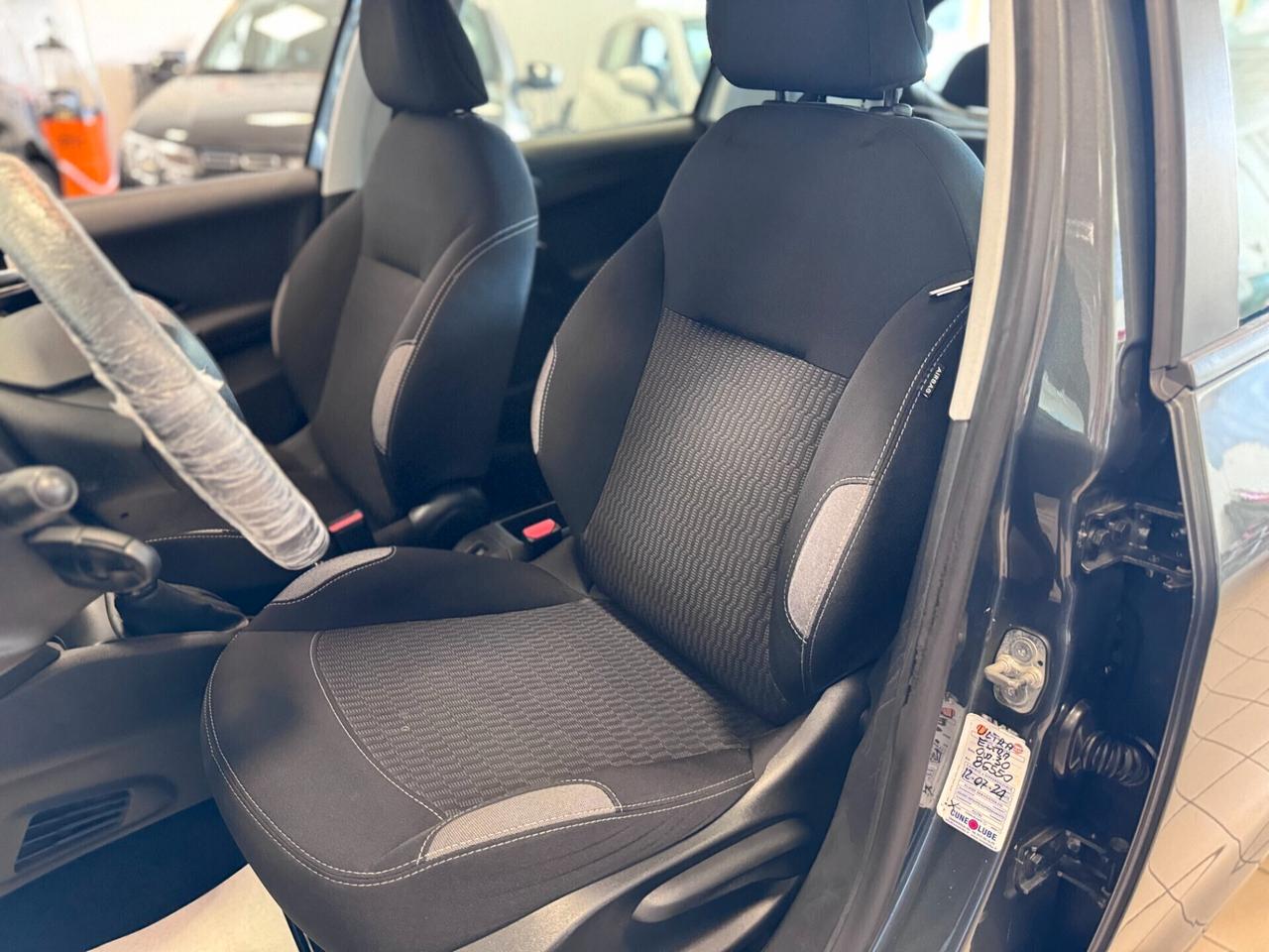 Peugeot 208 PureTech 82 5 porte Active