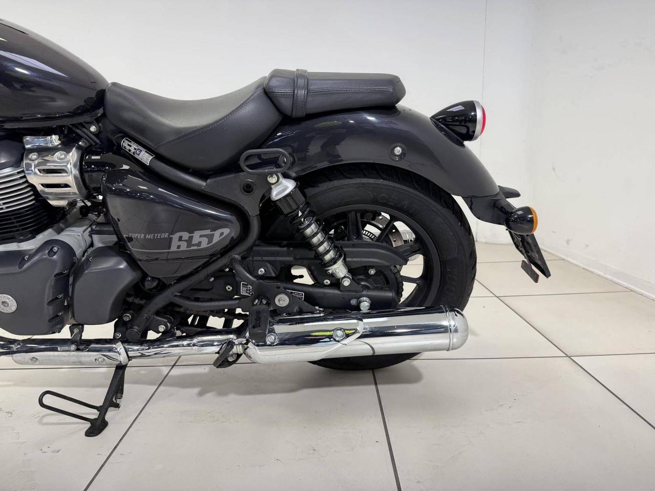 Royal Enfield Super Meteor 650 Astral