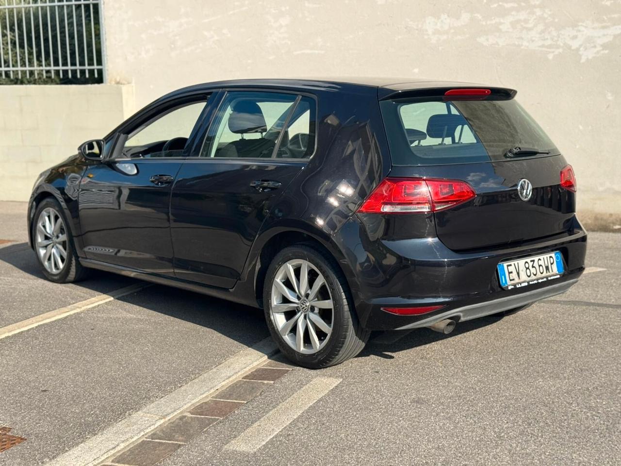 Volkswagen Golf 1.6 TDI DSG 5p. Highline BlueMotion Technology