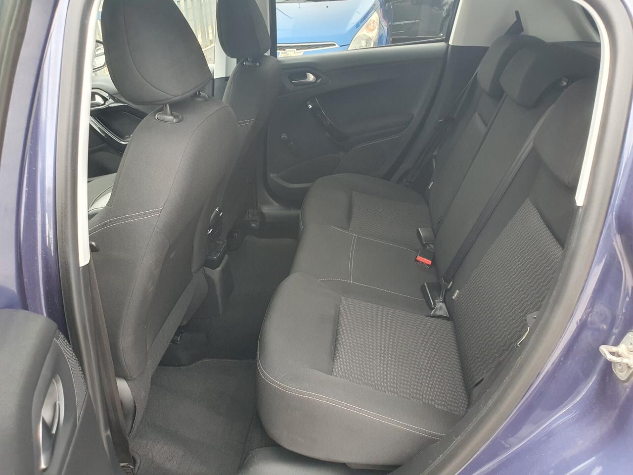 Peugeot 208 1.6hdi 100cv Neopatentati 2016